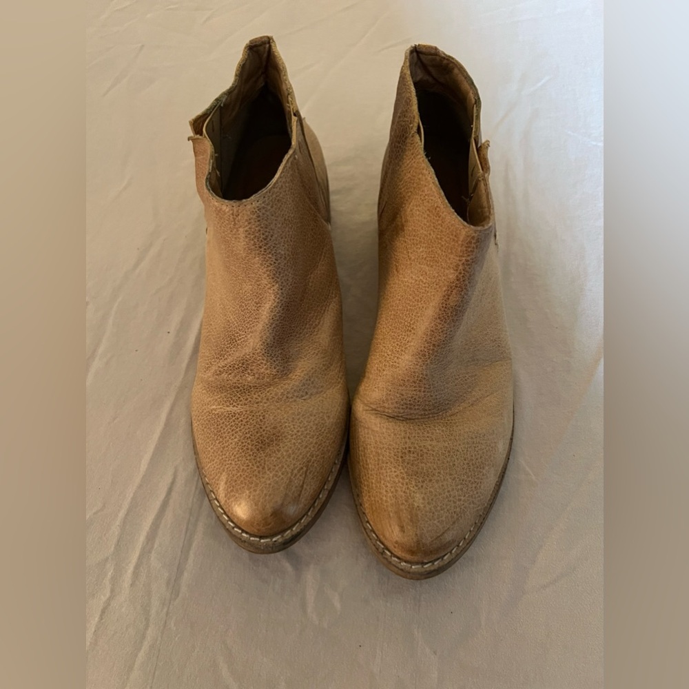 Matisse Brooke distressed western bootie